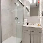 Parthenon Getaway - 2bdrm *
