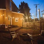 12 South Historic Walkable Haven Apartment *