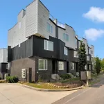 New Luxe Nashville Central Roofdeck 13 Beds