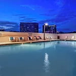 Hotel Courtyard By Marriott Vanderbilt West End 3*