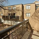 Hotel Express Airport By Ihg Nashville