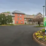 Hotel Express Airport By Ihg