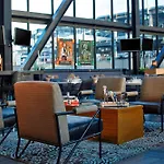 Renaissance Nashville Hotel