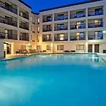 Courtyard By Marriott Vanderbilt West End Hotel Nashville