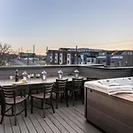 Urban Row - Rooftop Hottub - Heart Of Gulch * Nashville