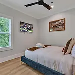 Ensemble-4 Unit Combo-8 Mins To Broadway Nashville