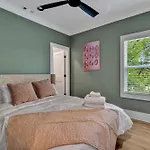 Ensemble-4 Unit Combo-8 Mins To Broadway