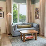 The Gilmore, An Avantstay 4*