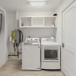 Gorgeous Home-2 Miles To Lower Broadway