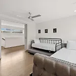Gorgeous Home-2 Miles To Lower Broadway Holiday home *