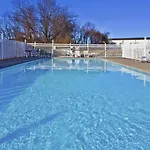 Hotel Express & Nashville-i-40 & I-24