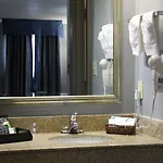 Hotel Quarters &