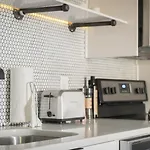 Sleeps 8 4 Sobro Guest House Near Live Music Dining More - By Avantstay