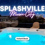 Luxe Group With Hot Tub & Rooftop Lounge