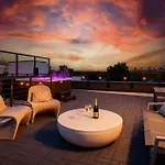 Nashville Escape With Skyline Deck And Hot Tub