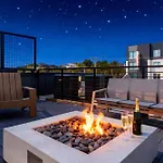 Holiday home Rooftop Fire Pit & Skyline Views Near Broadway Nashville