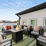 Private Rooftop Near Vanderbilt Only 2 Miles From Downtown Nashville