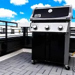 Holiday home Escape With Skyline Deck And Hot Tub