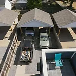 1b Rooftop Deck, 3mi To Broadway, Side By Side Available *