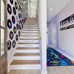 Friends In Skyline Places, 10 Min To Broadway, Perfect For Groups * Nashville