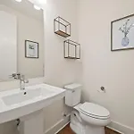Music Family Retreat - Near Airport, Downtown Holiday home