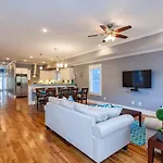 1b Rooftop Deck, 3mi To Broadway, Side By Side Available * Nashville