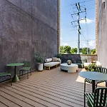Holiday home East Nash For 4 With Public Rooftop Near Dt Nashville
