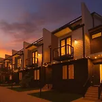 2 Adjacent Gem Great For Big Groups 8Th Ave S