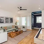 Nash - The Nash - 757ab Lynwood Ave Holiday home *