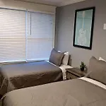 Holiday home 1b Rooftop Deck, 3mi To Broadway, Side By Side Available *