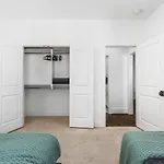 Two Neighboring Homes Sleeps 24 Walk To 12 South Nashville
