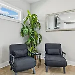 Holiday home Friends In Skyline Places, 10 Min To Broadway, Perfect For Groups