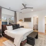 - 405 Marshall St #3 Holiday home Nashville