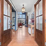 Holiday home Retreat - Pool/hot Tub/karaoke/theatre + Nashville