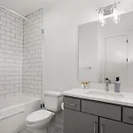 Holiday home 2 Adjacent Gem Great For Big Groups 8th Ave S