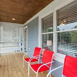 1b Rooftop Deck, 3mi To Broadway, Side By Side Available Holiday home *