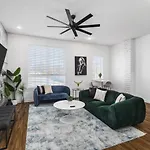 Holiday home Two Adjacent Homes Sleeps 24 Only 3 Miles To Broadway Nashville