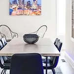 Friends In Skyline Places, 10 Min To Broadway, Perfect For Groups * Nashville