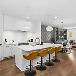 Two Neighboring Homes Sleeps 24 Walk To 12 South Holiday home Nashville