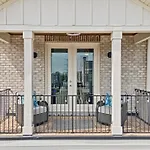 Friends In Skyline Places Luxurious Brand New Build, Great For Groups, 10 Min To Downtown Nash