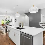 Two Neighboring Homes Sleeps 24 Walk To 12 South * Nashville