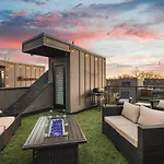 Two Adjacent Homes Sleeps 24 Only 3 Miles To Broadway * Nashville