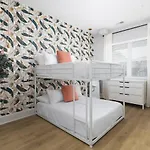 Sleeps 32 Only 10 Minutes To Broadway 4 Side By Side Holiday home Nashville