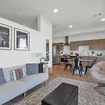 Apartment Retreat Stylish Near Broadway