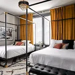 Apartment Stylish 2 Penthouse Walk To Shopping, Food, 1 Of 7 Themed Lofts At Cowrite, Find Coffee And Tacos Downstairs, Complimentary Spin Class, Walk To Shopping In 12 South, 10 Minutes To Broadway, Parking, 24 Hr Hospitality Nashville