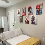 The Jefferson Weekend Haven Prime Location Apartment