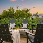 Apartment Rooftop, Firepit, King, Smart Tvs, 6min Drive To Broadway *