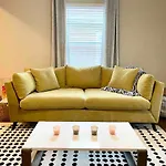 The Jefferson Weekend Haven Prime Location *