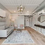 Holiday home Modern 2-bedroom In *