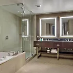 Hotel Omni